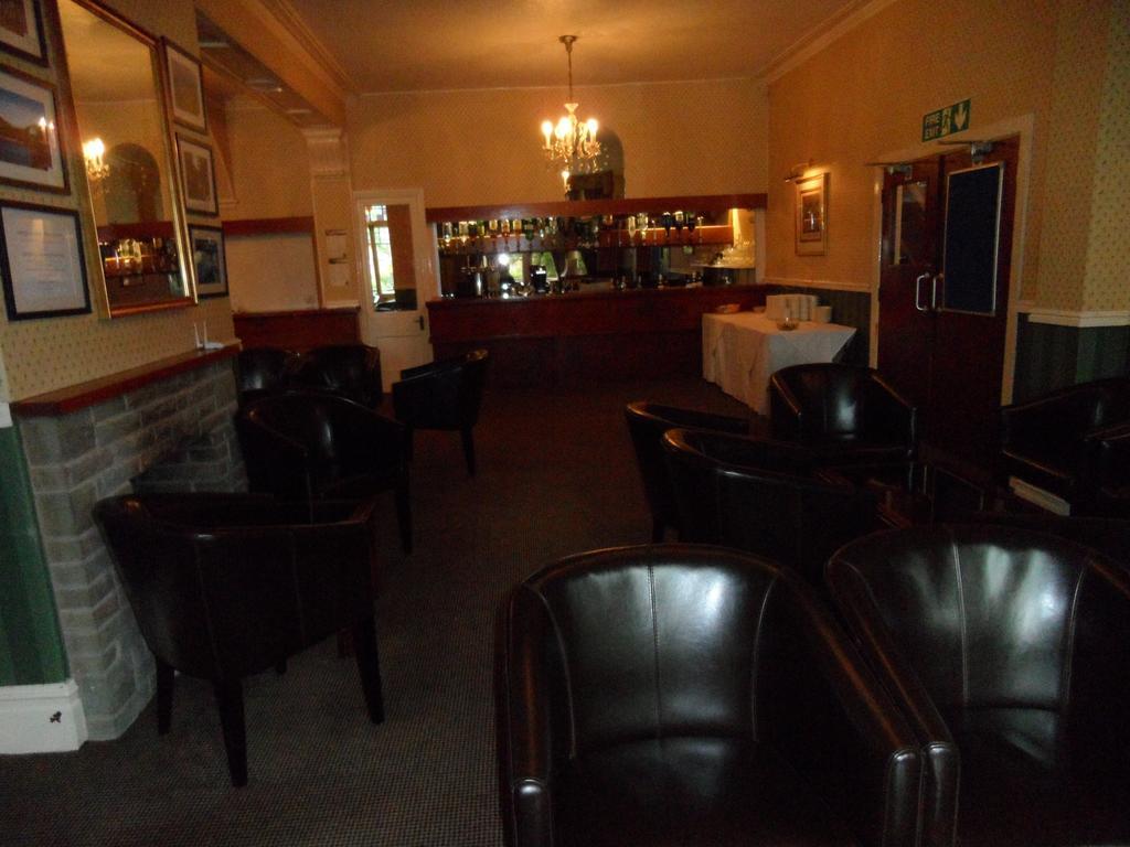 Glen Usk Hotel Llandrindod Wells Exterior foto