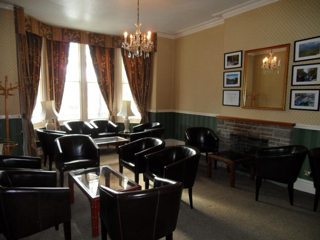Glen Usk Hotel Llandrindod Wells Exterior foto