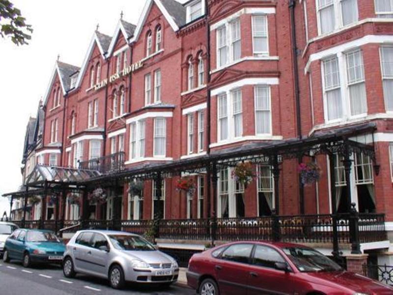 Glen Usk Hotel Llandrindod Wells Exterior foto