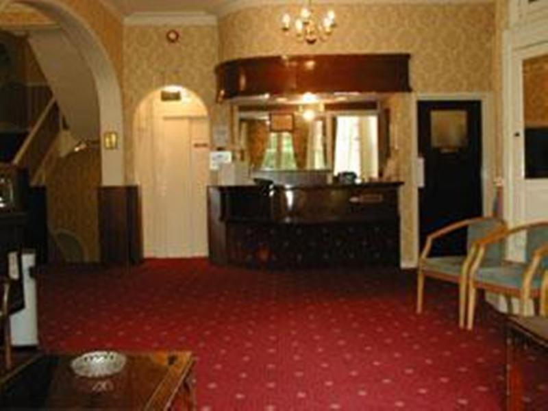 Glen Usk Hotel Llandrindod Wells Exterior foto